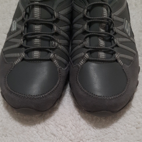 Skechers Charcoal Athletic Shoes - Picture 7 of 9
